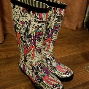 Rain boots
